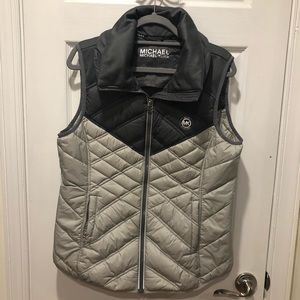 Michael Kors Down Filled Puffer Vest Size Large